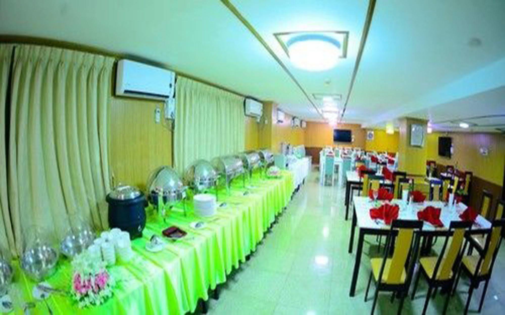 Vega Star Hotel Gyogon Extérieur photo